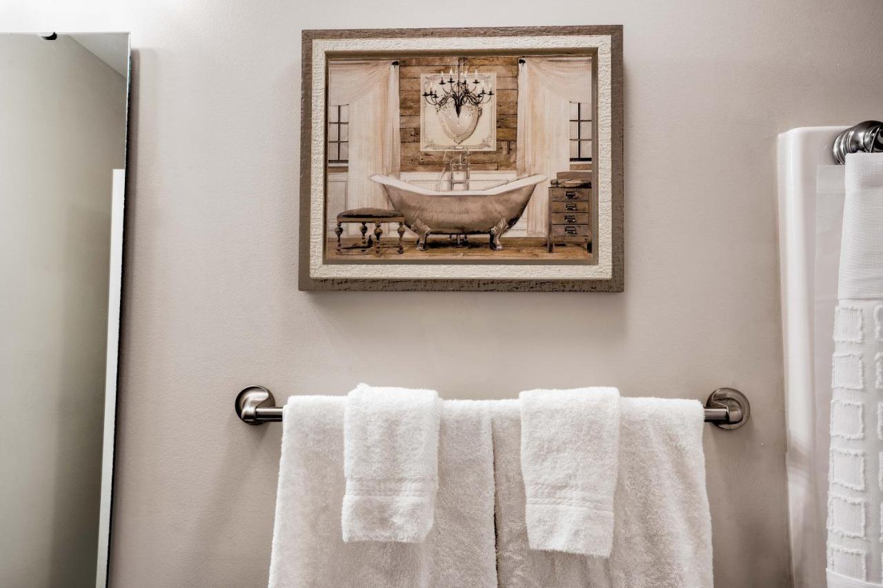 Kannapolis Elegant Townhouse - Pet Friendly Exterior photo
