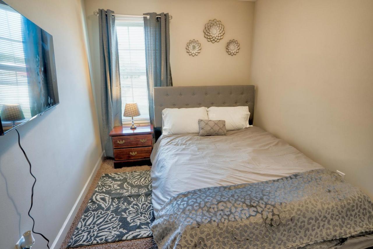 Kannapolis Elegant Townhouse - Pet Friendly Exterior photo