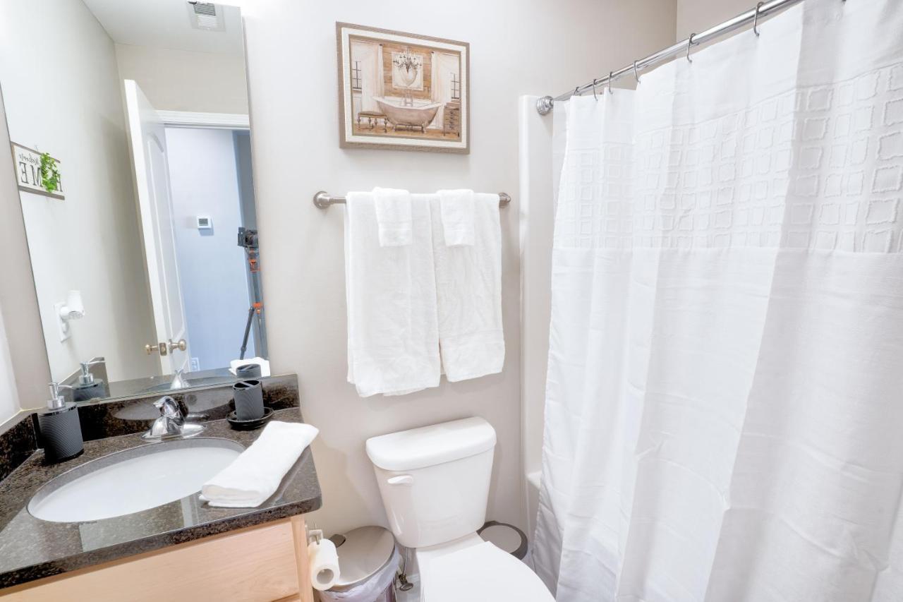 Kannapolis Elegant Townhouse - Pet Friendly Exterior photo