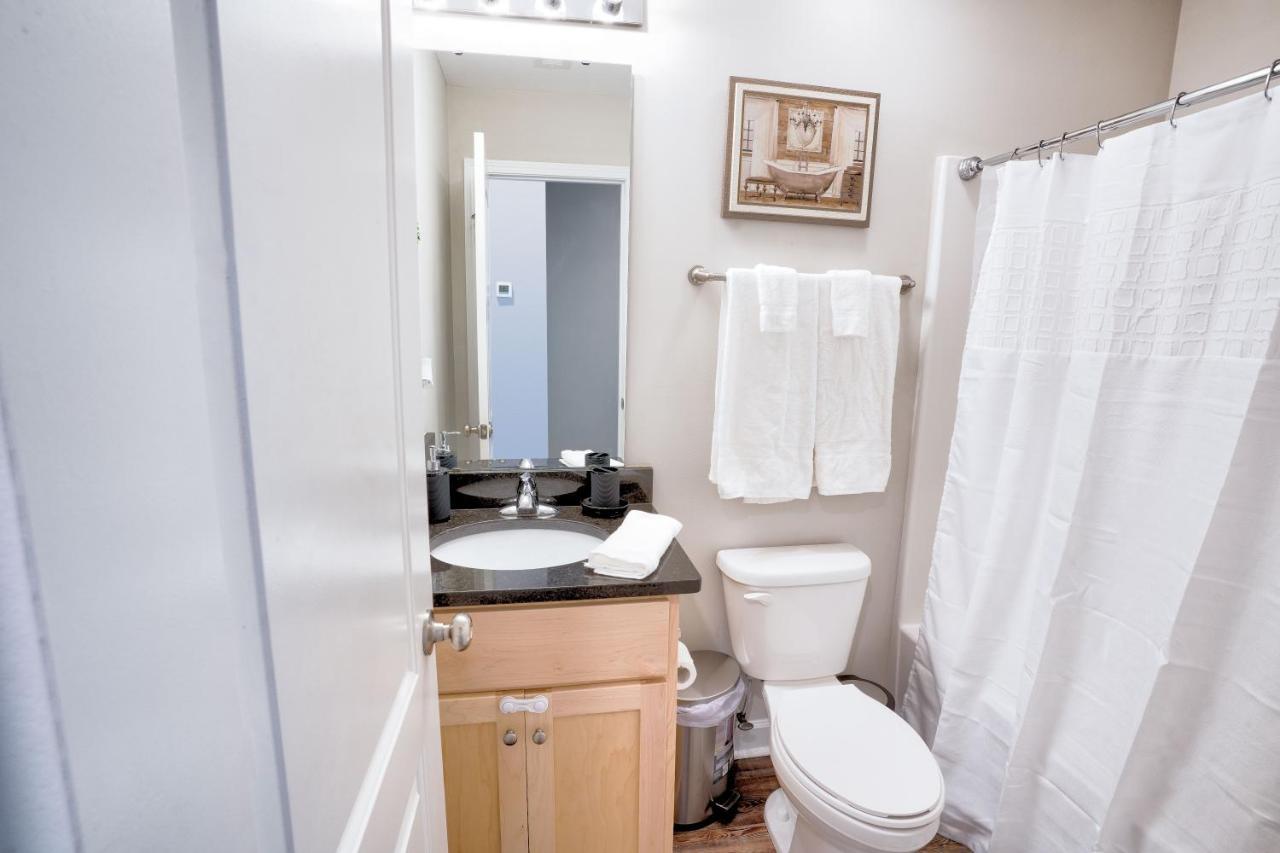 Kannapolis Elegant Townhouse - Pet Friendly Exterior photo