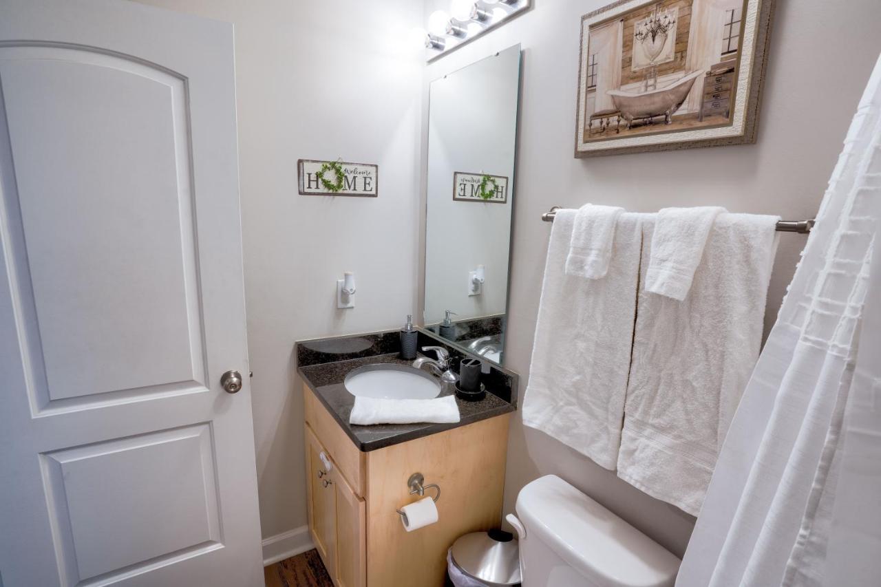 Kannapolis Elegant Townhouse - Pet Friendly Exterior photo