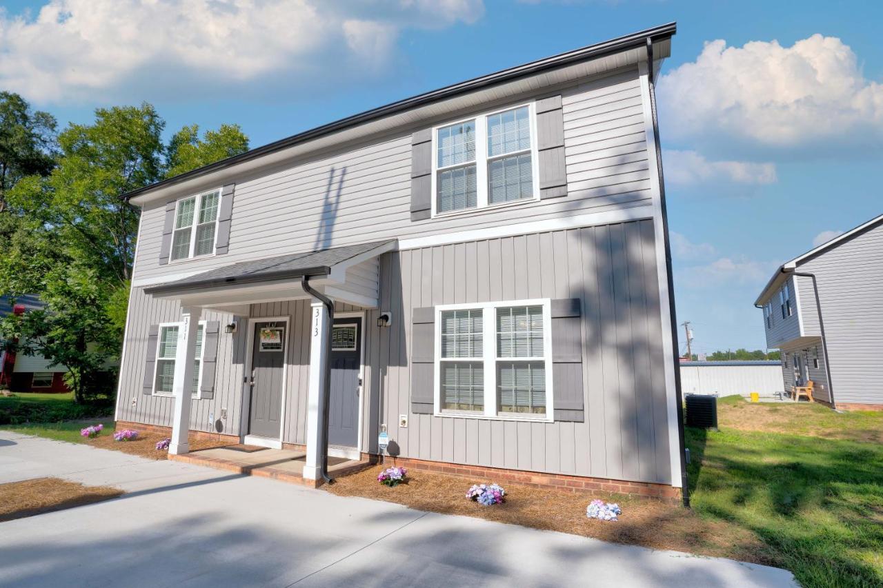 Kannapolis Elegant Townhouse - Pet Friendly Exterior photo